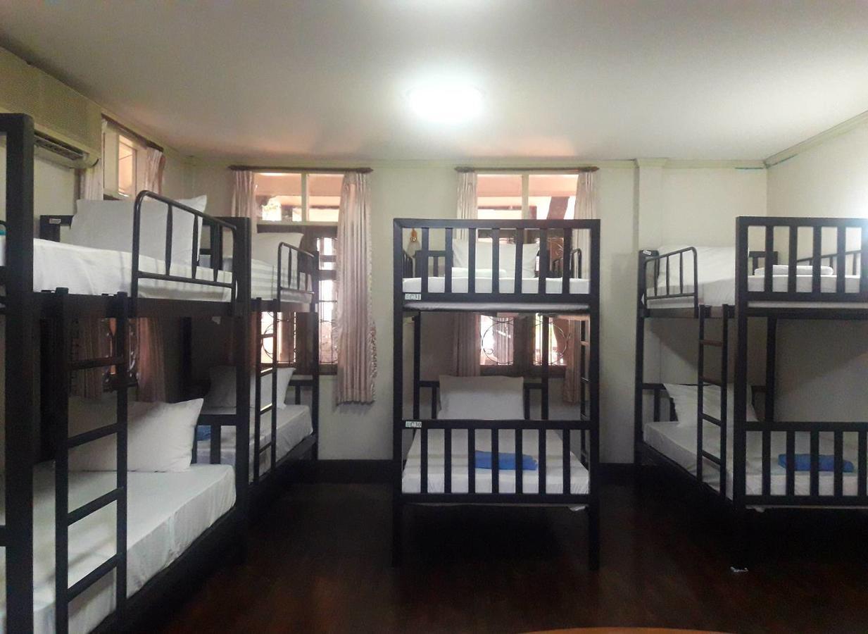 Coc Guest House & Hostel Chiang Mai Exterior foto